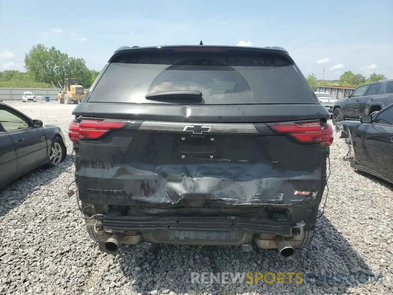 6 Photograph of a damaged car 1GNERJKW8NJ102433 CHEVROLET TRAVERSE 2022