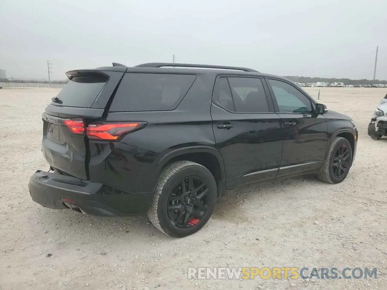 3 Photograph of a damaged car 1GNERKKW7NJ184791 CHEVROLET TRAVERSE 2022