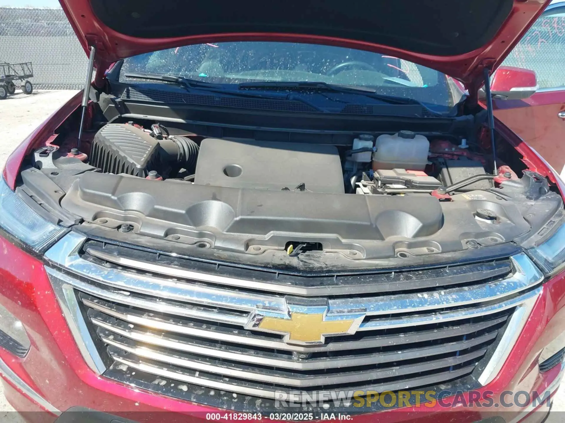 10 Photograph of a damaged car 1GNERNKW5NJ151841 CHEVROLET TRAVERSE 2022