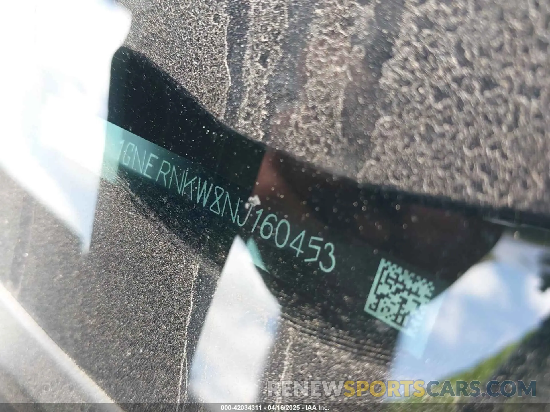 9 Photograph of a damaged car 1GNERNKW8NJ160453 CHEVROLET TRAVERSE 2022