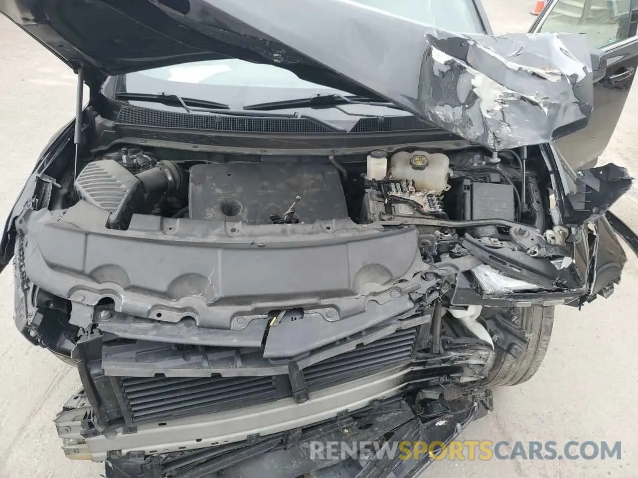 12 Photograph of a damaged car 1GNEVFKW6NJ158153 CHEVROLET TRAVERSE 2022