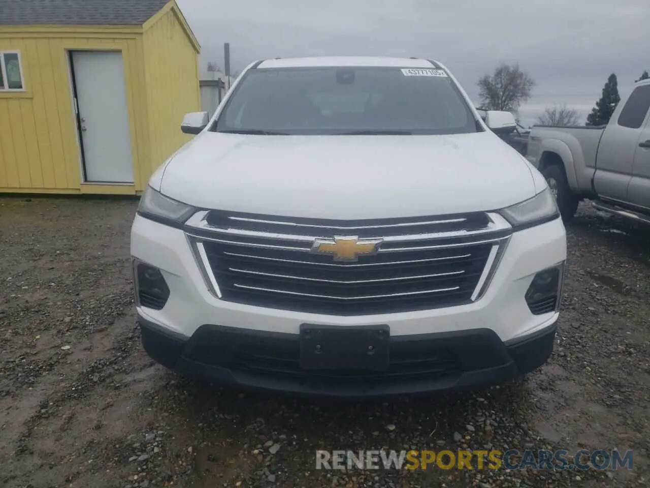 5 Photograph of a damaged car 1GNEVGKW0NJ193132 CHEVROLET TRAVERSE 2022