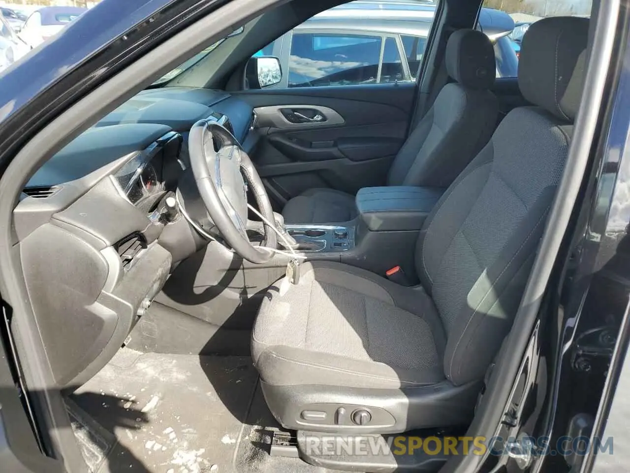 7 Photograph of a damaged car 1GNEVGKW1NJ137331 CHEVROLET TRAVERSE 2022
