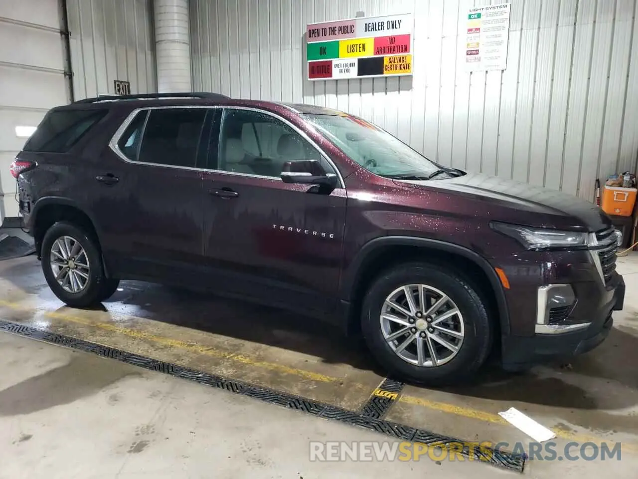 4 Photograph of a damaged car 1GNEVGKW1NJ151150 CHEVROLET TRAVERSE 2022