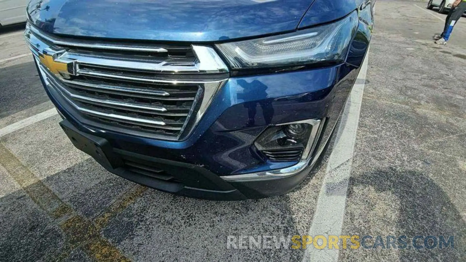 13 Photograph of a damaged car 1GNEVGKW1NJ152685 CHEVROLET TRAVERSE 2022