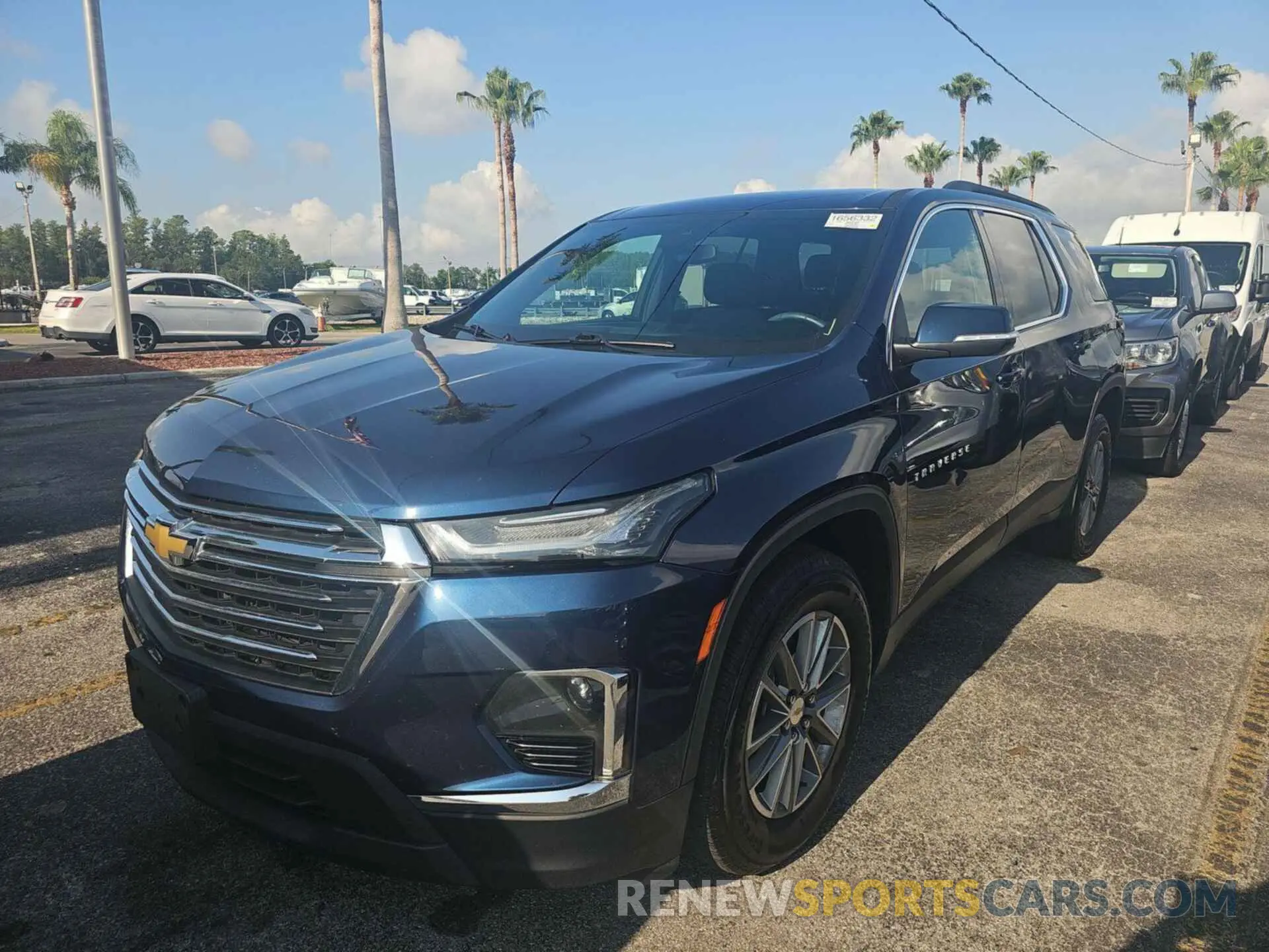 14 Photograph of a damaged car 1GNEVGKW1NJ152685 CHEVROLET TRAVERSE 2022