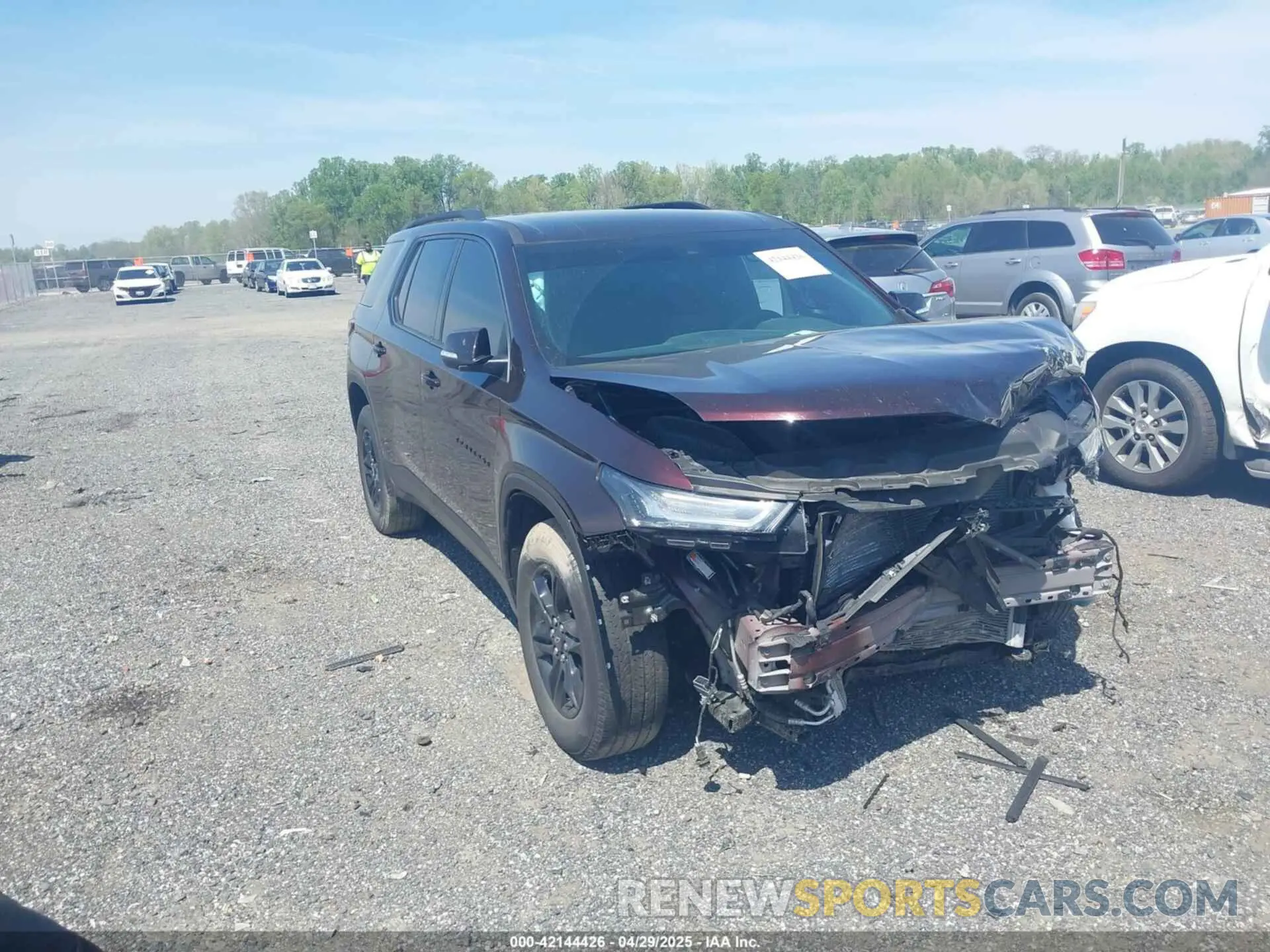 1 Photograph of a damaged car 1GNEVGKW1NJ164383 CHEVROLET TRAVERSE 2022