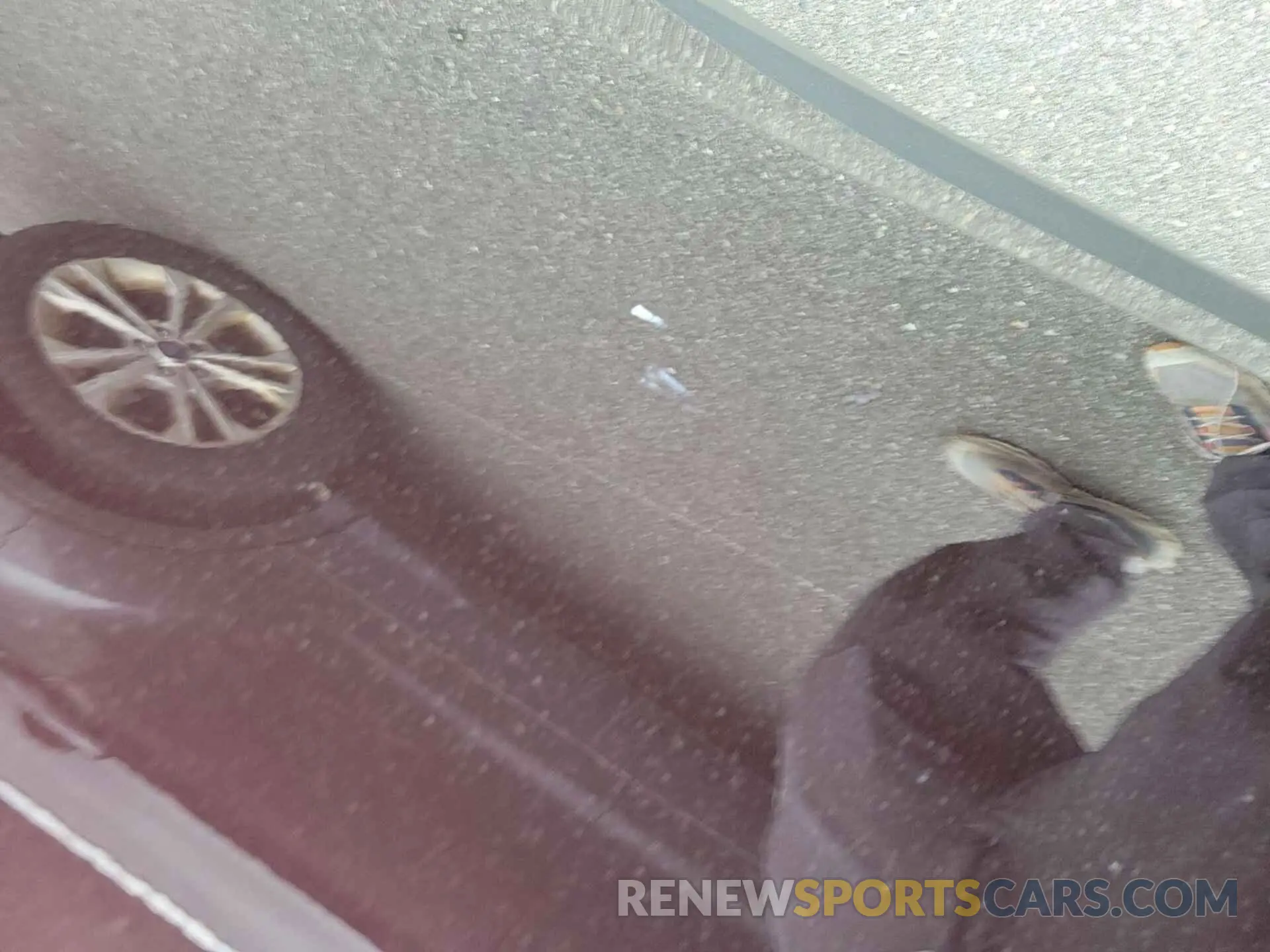 17 Photograph of a damaged car 1GNEVGKW2NJ154512 CHEVROLET TRAVERSE 2022