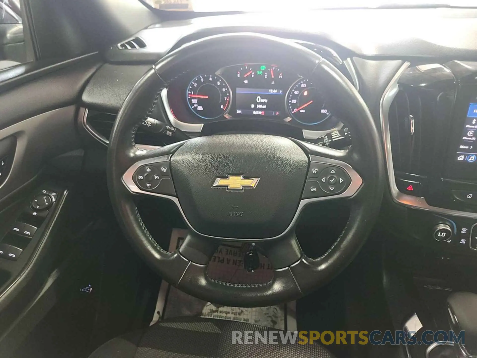 24 Photograph of a damaged car 1GNEVGKW2NJ154512 CHEVROLET TRAVERSE 2022