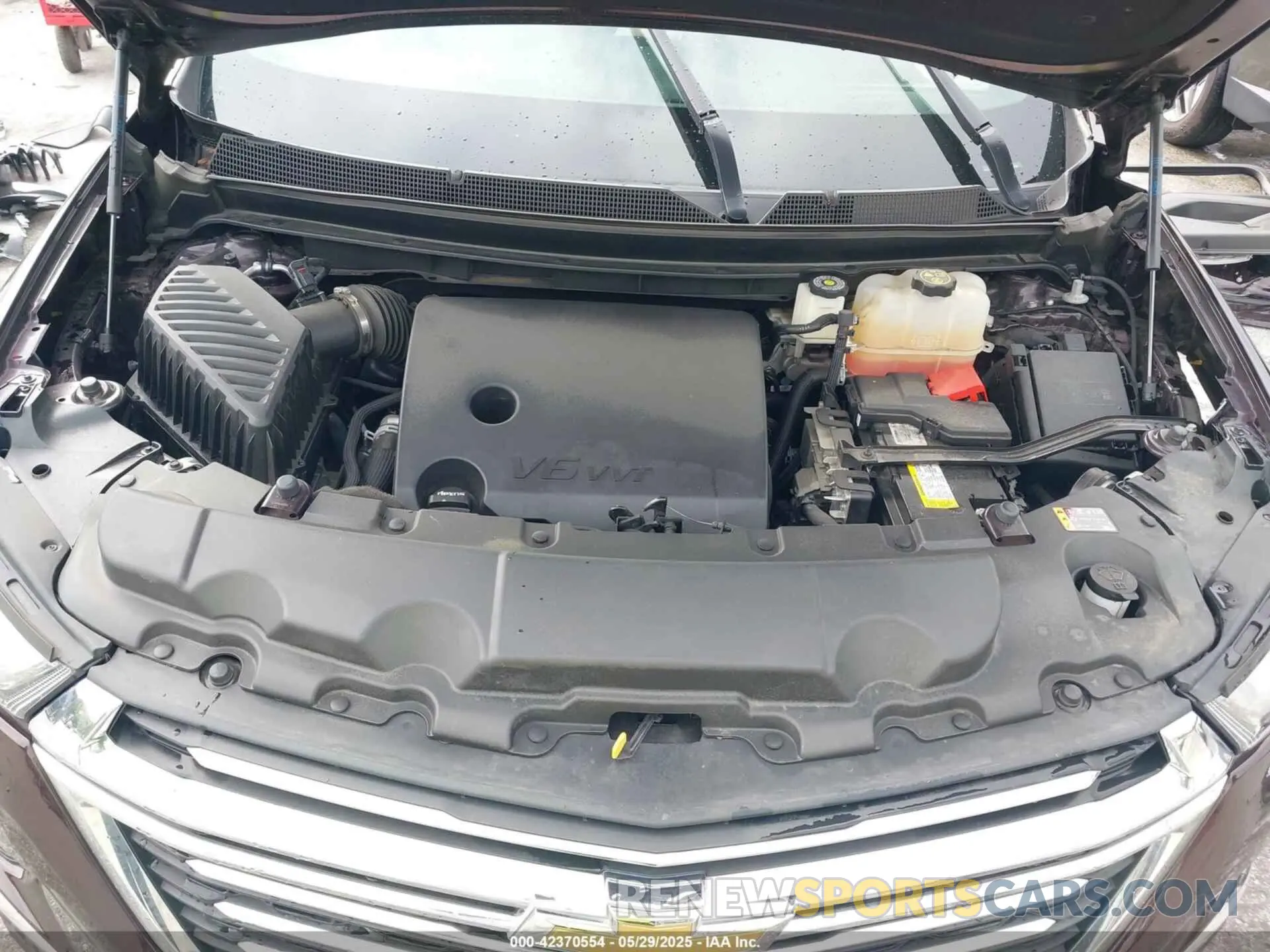 10 Photograph of a damaged car 1GNEVGKW2NJ155658 CHEVROLET TRAVERSE 2022