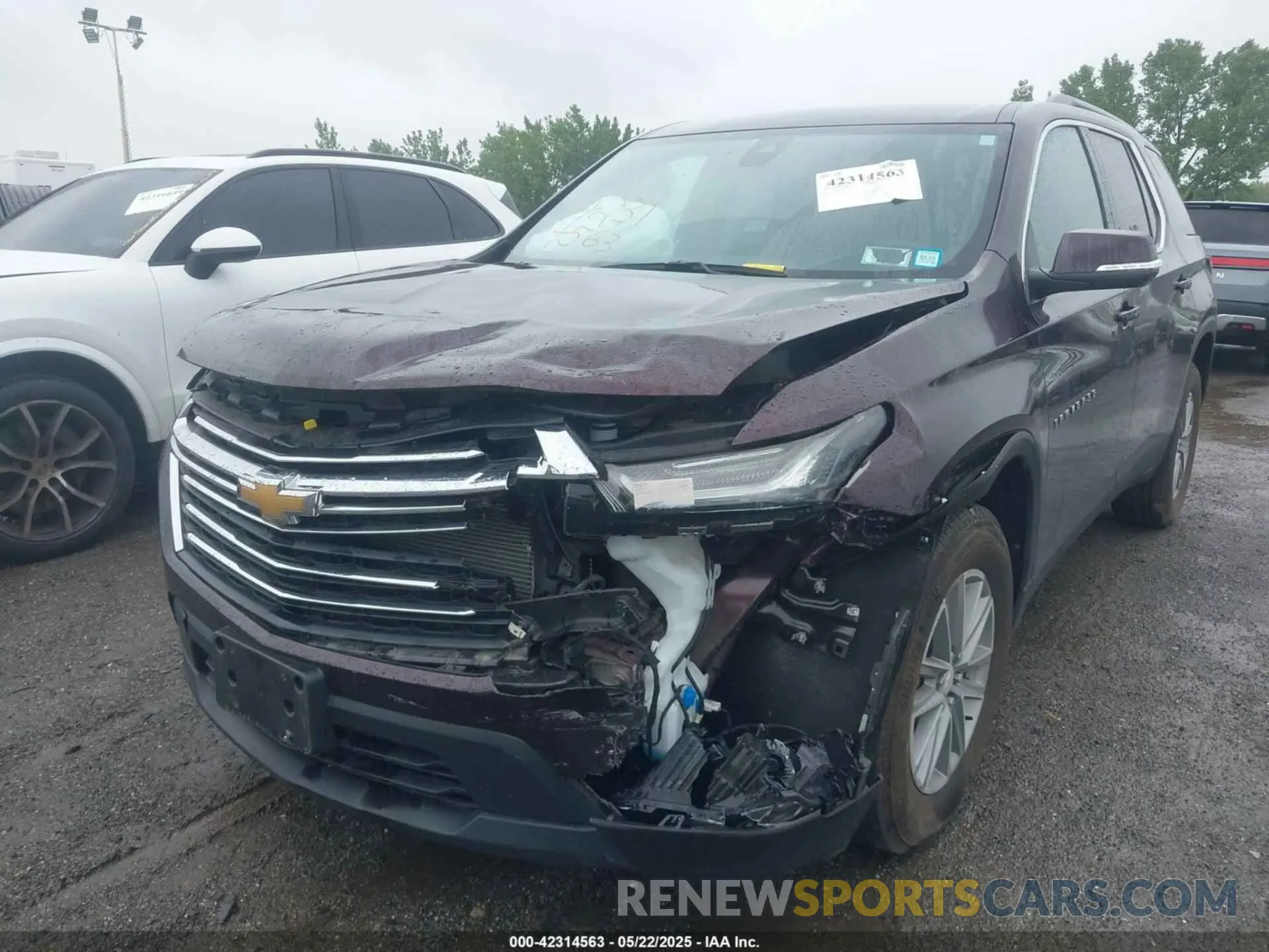 6 Photograph of a damaged car 1GNEVGKW2NJ191205 CHEVROLET TRAVERSE 2022