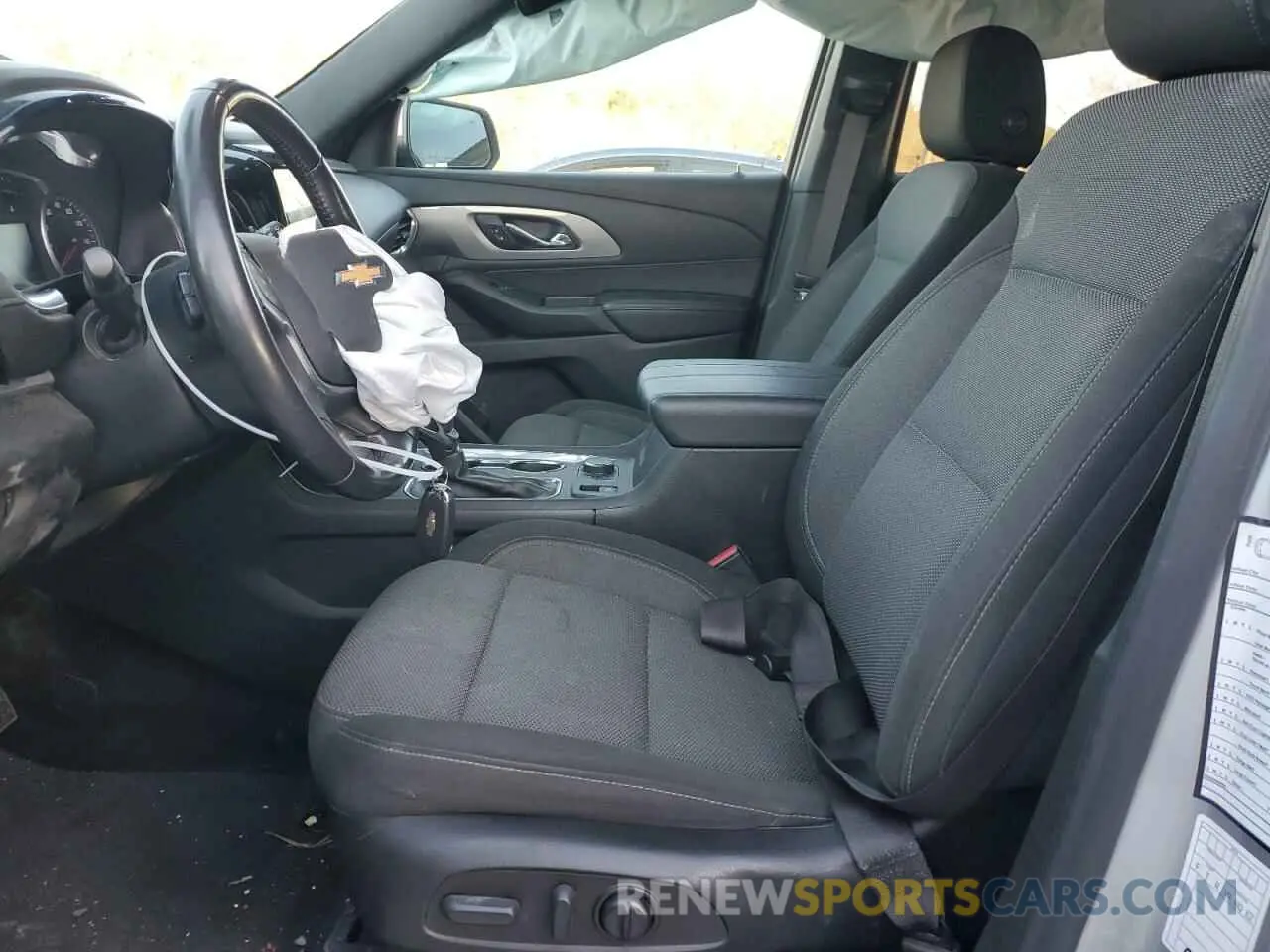 7 Photograph of a damaged car 1GNEVGKW3NJ110423 CHEVROLET TRAVERSE 2022