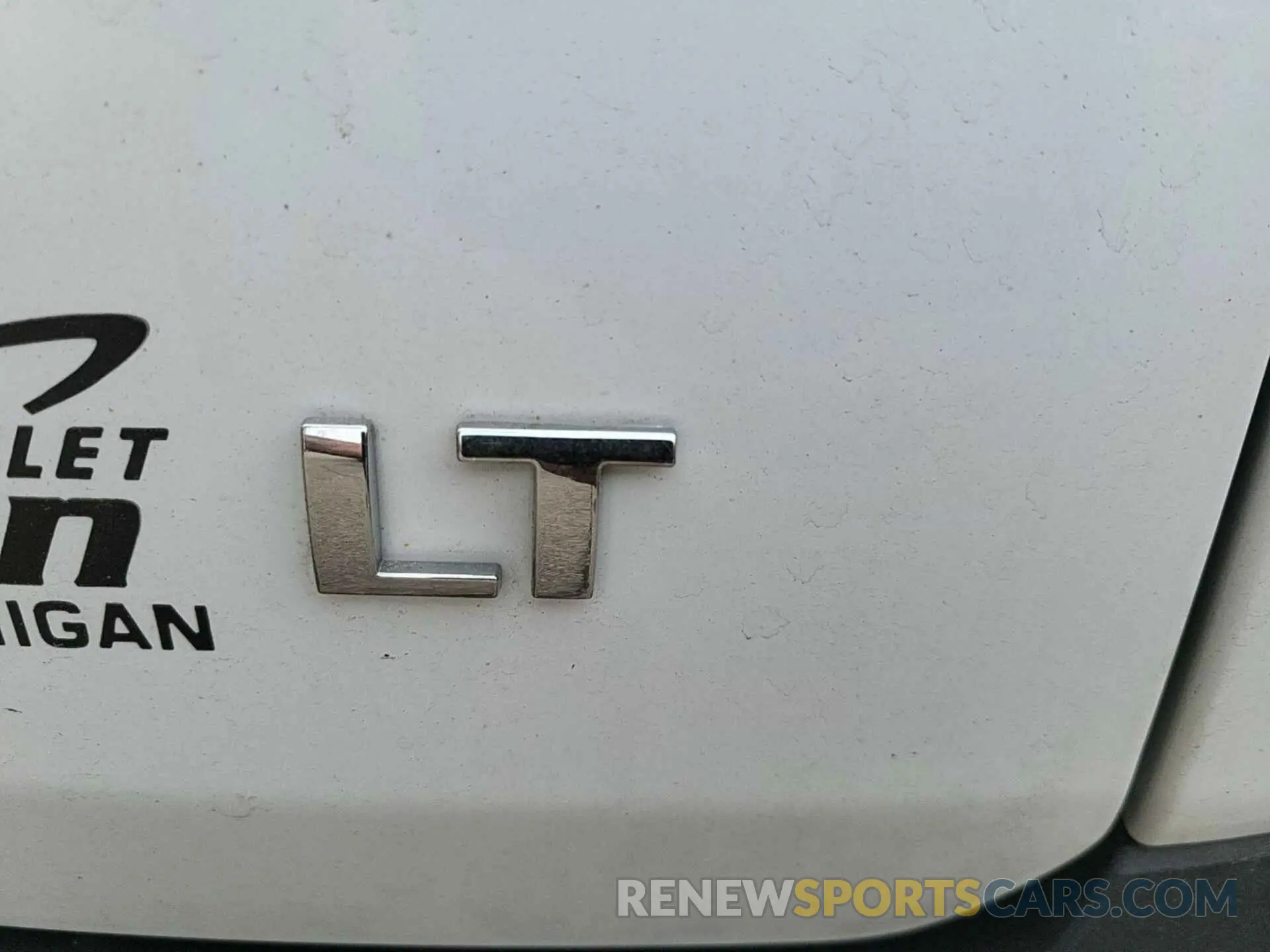 14 Photograph of a damaged car 1GNEVGKW4NJ187799 CHEVROLET TRAVERSE 2022