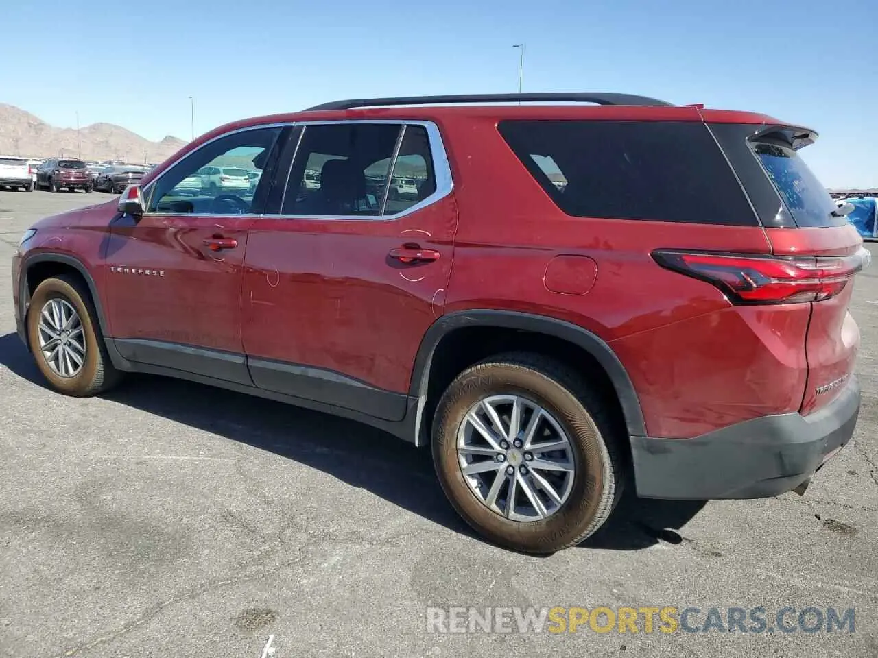 2 Photograph of a damaged car 1GNEVGKW6NJ107130 CHEVROLET TRAVERSE 2022