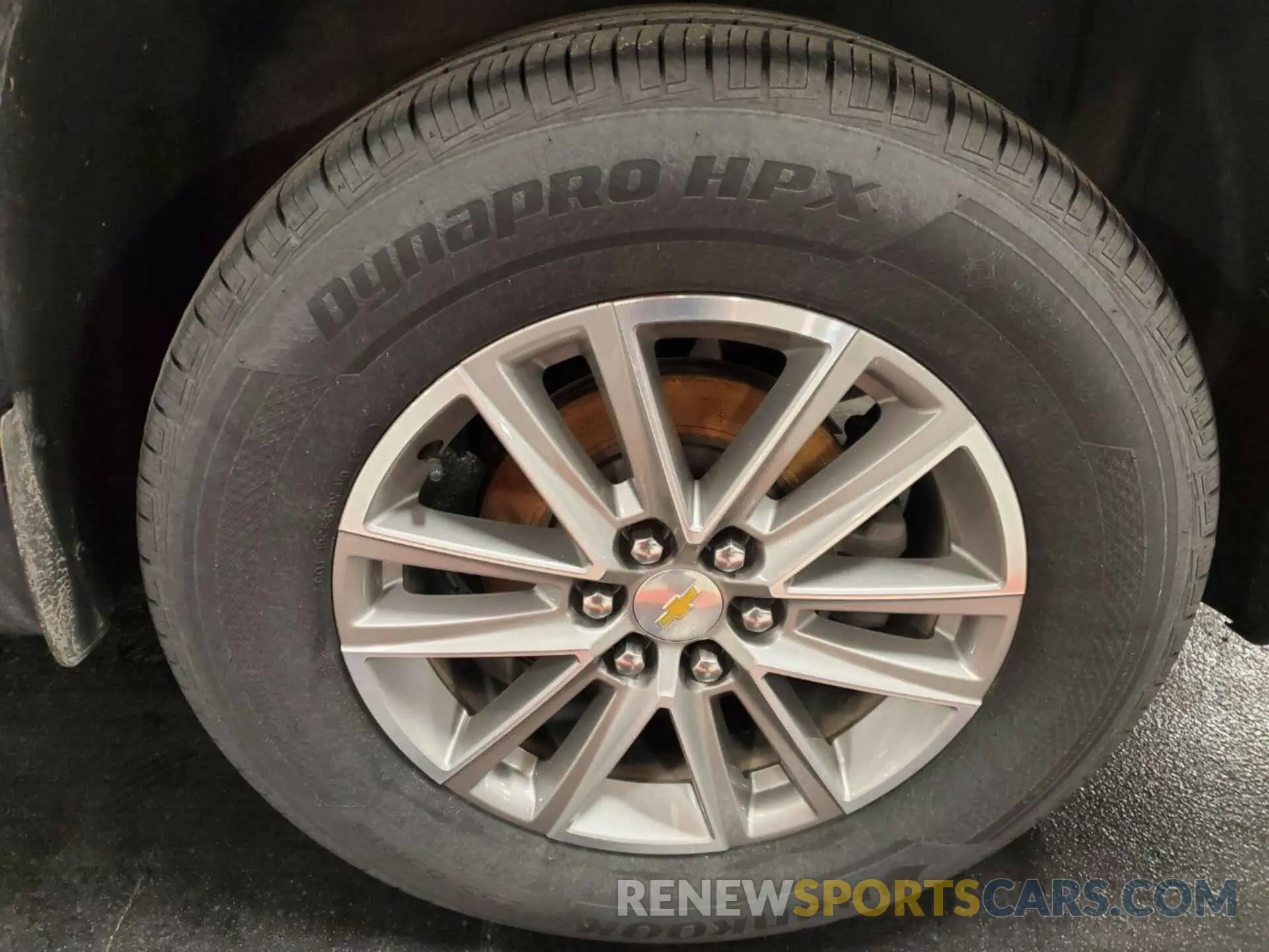 14 Photograph of a damaged car 1GNEVGKW7NJ116032 CHEVROLET TRAVERSE 2022