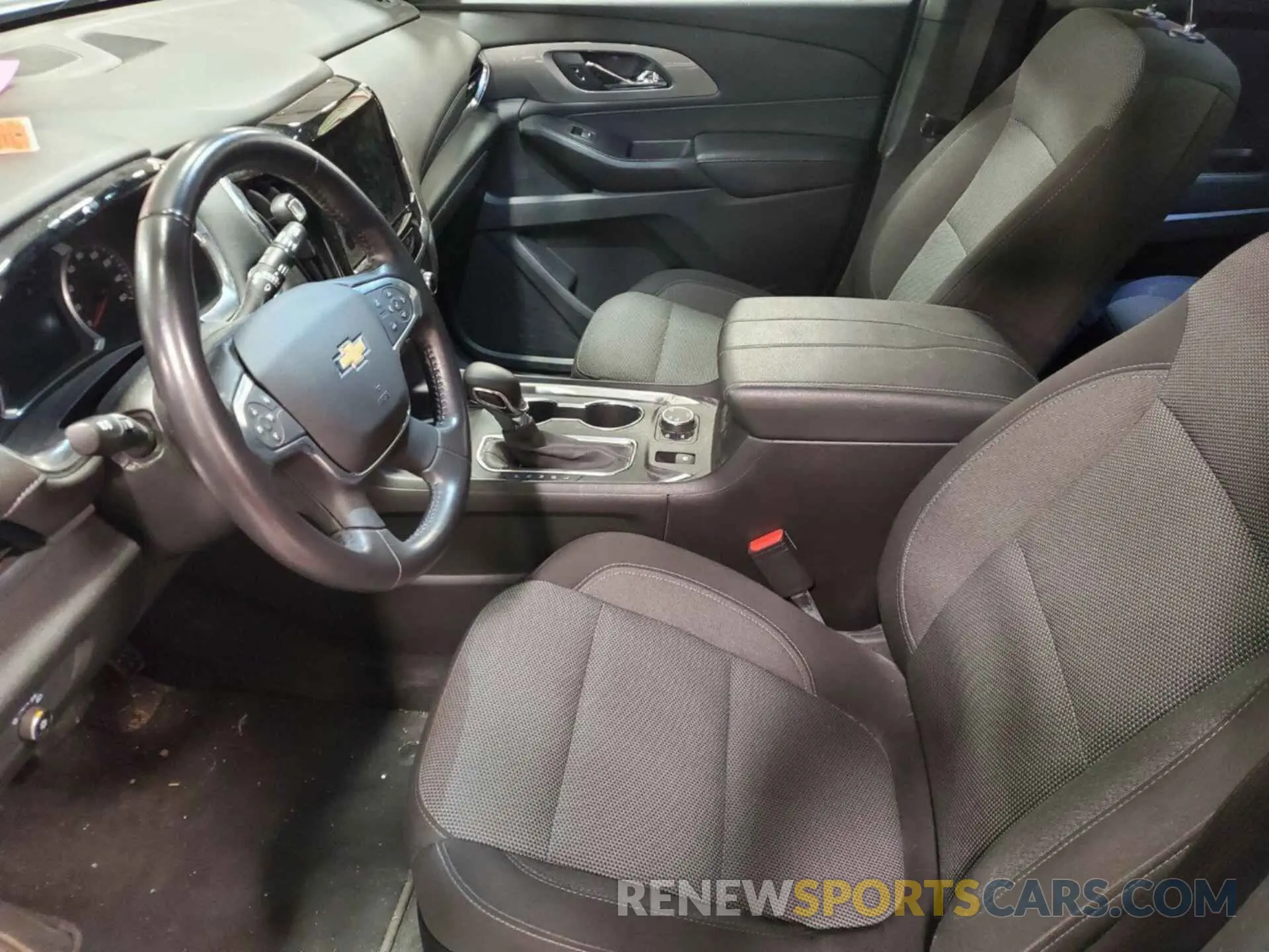 3 Photograph of a damaged car 1GNEVGKW7NJ116032 CHEVROLET TRAVERSE 2022