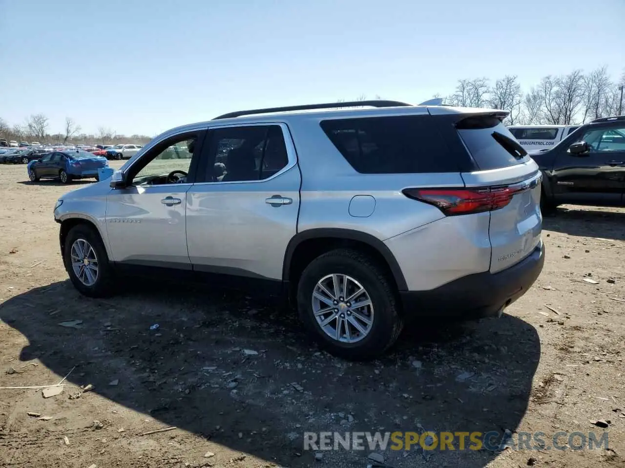 2 Photograph of a damaged car 1GNEVGKW7NJ116290 CHEVROLET TRAVERSE 2022