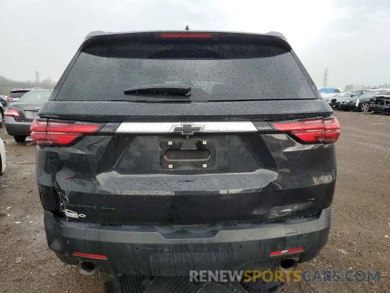 6 Photograph of a damaged car 1GNEVGKW7NJ129251 CHEVROLET TRAVERSE 2022