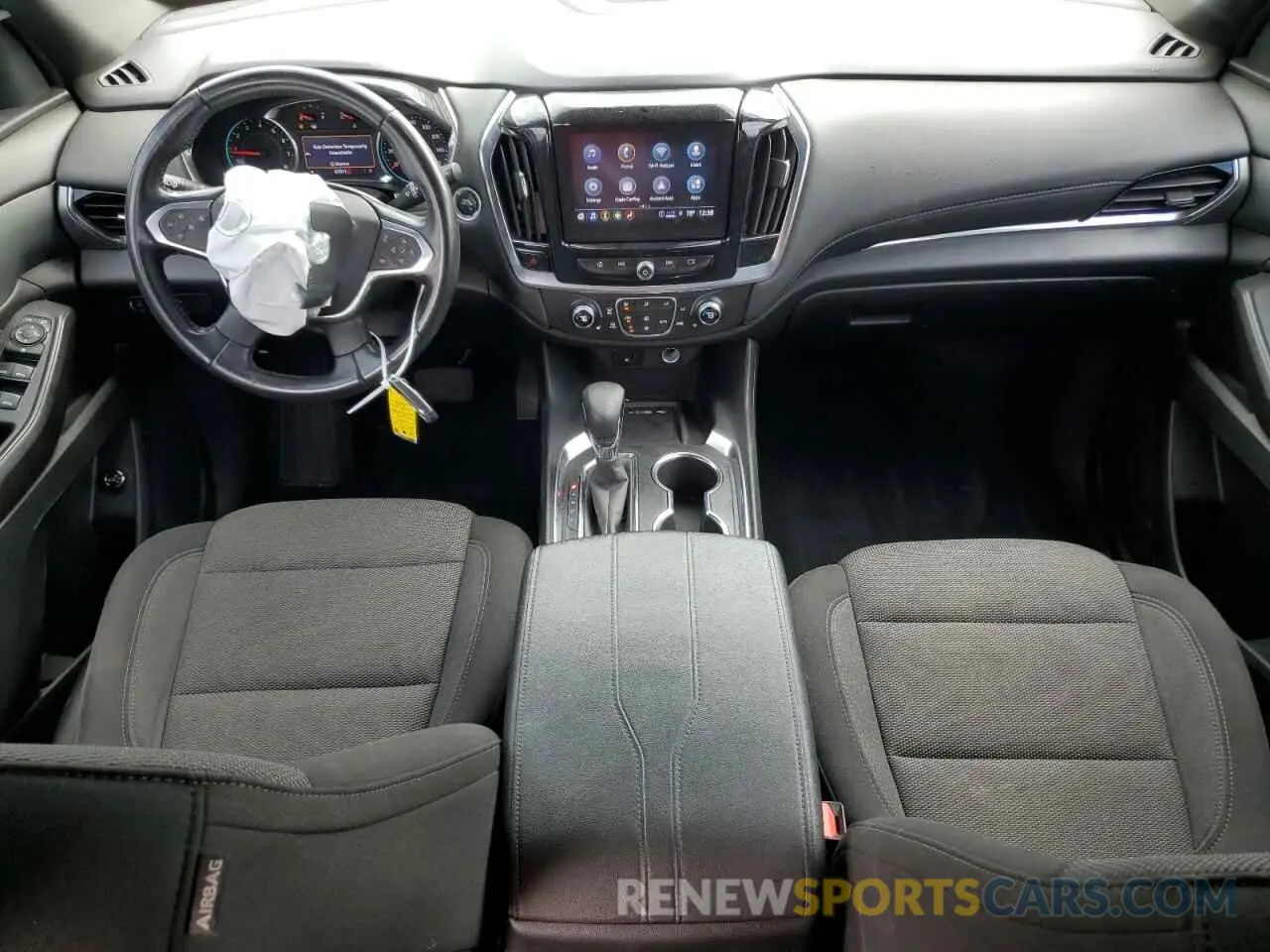 8 Photograph of a damaged car 1GNEVGKW7NJ129251 CHEVROLET TRAVERSE 2022