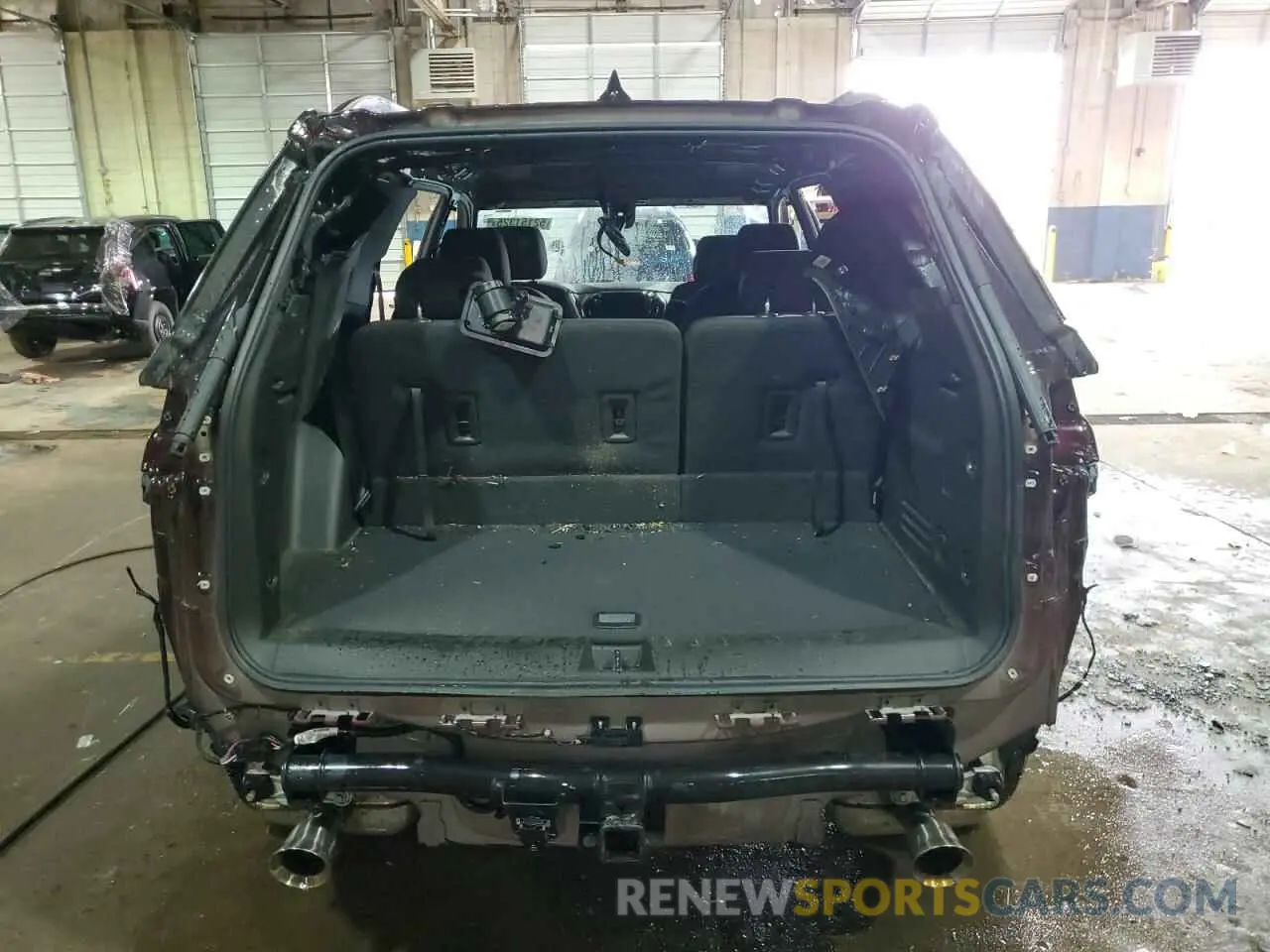 6 Photograph of a damaged car 1GNEVGKW7NJ139567 CHEVROLET TRAVERSE 2022