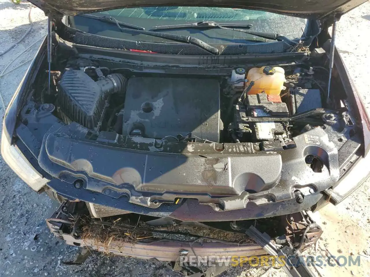 11 Photograph of a damaged car 1GNEVGKW7NJ143084 CHEVROLET TRAVERSE 2022