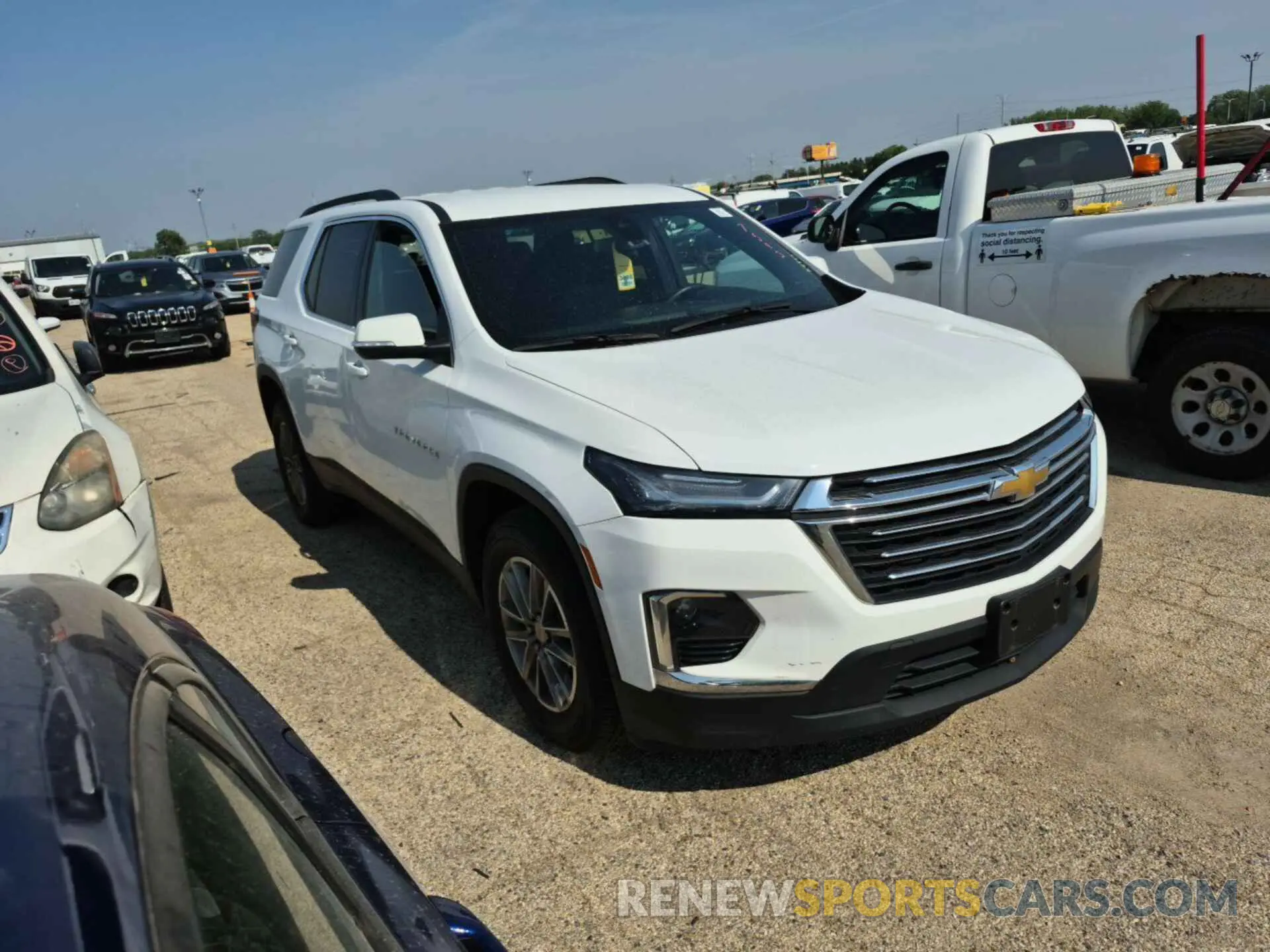 12 Photograph of a damaged car 1GNEVGKW7NJ151086 CHEVROLET TRAVERSE 2022