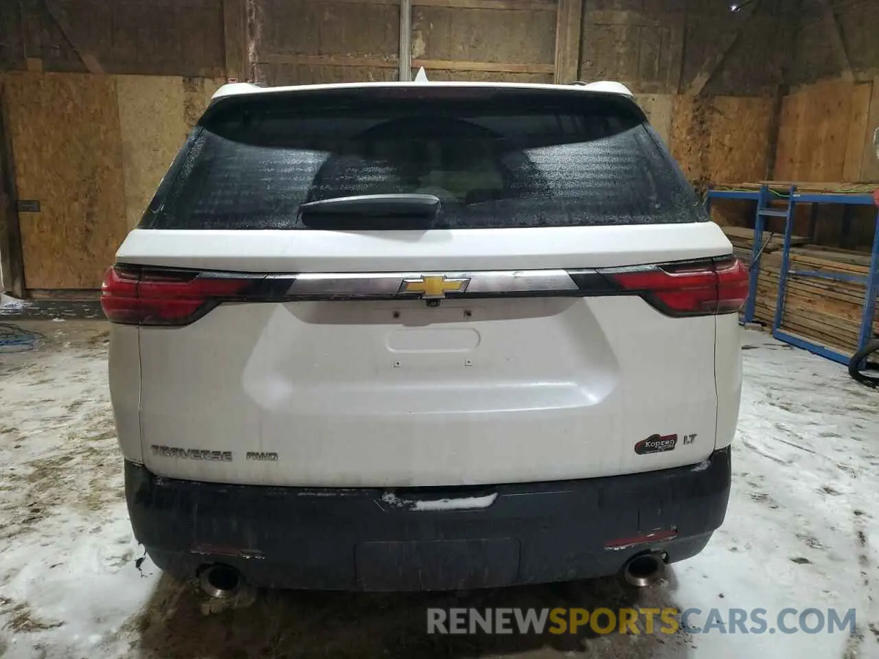 6 Photograph of a damaged car 1GNEVGKWXNJ108717 CHEVROLET TRAVERSE 2022