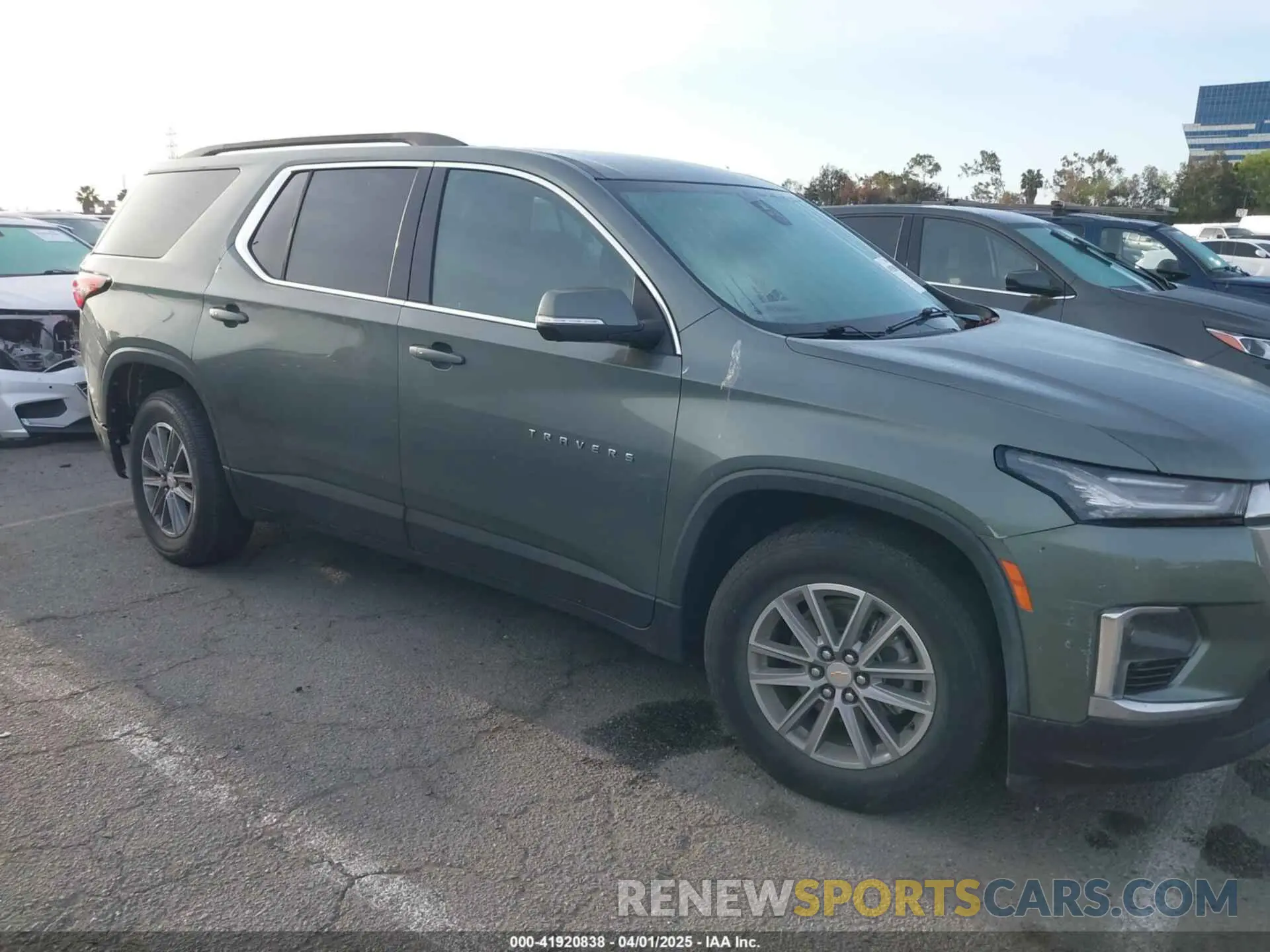 13 Photograph of a damaged car 1GNEVGKWXNJ125081 CHEVROLET TRAVERSE 2022