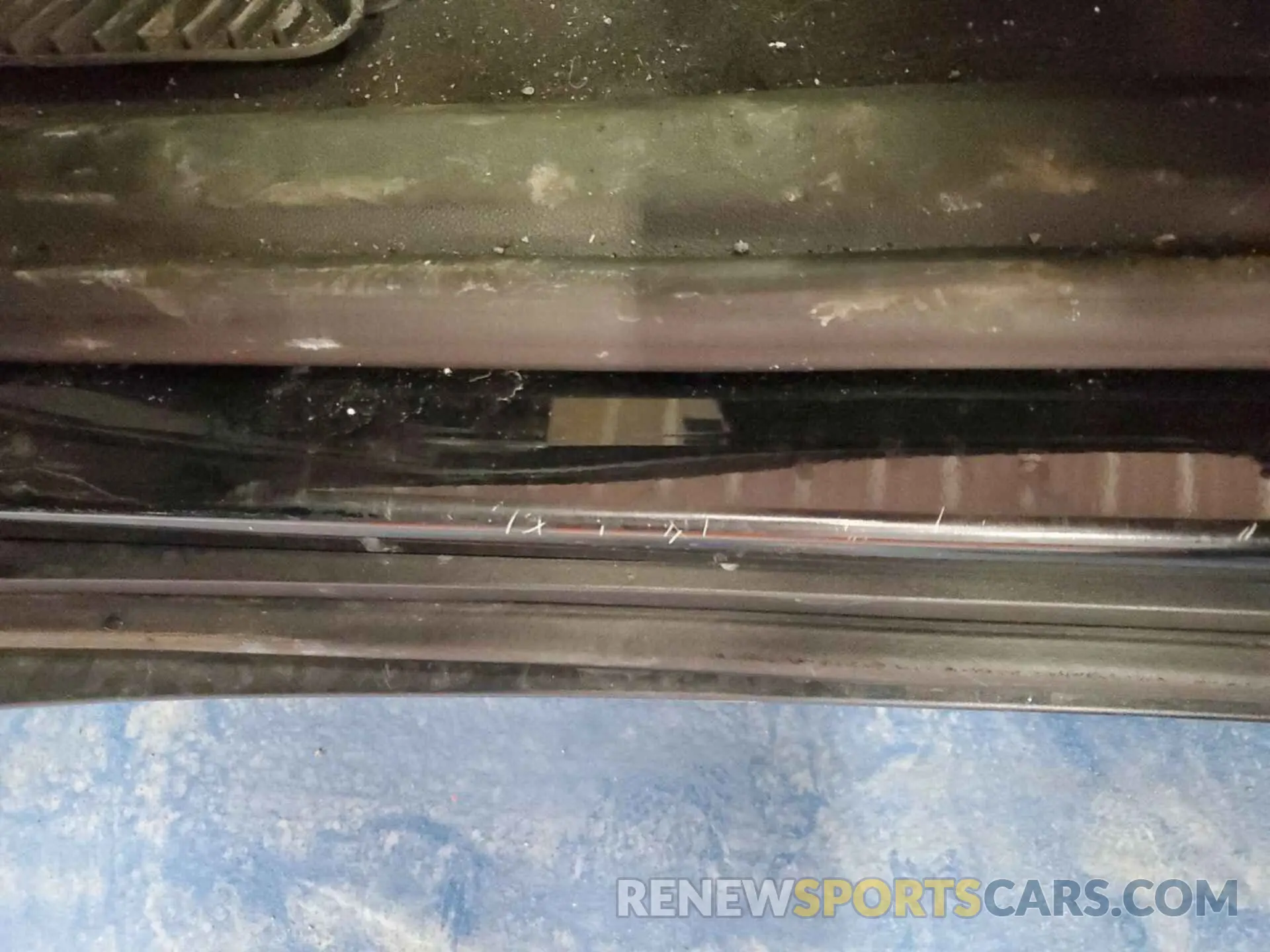 5 Photograph of a damaged car 1GNEVGKWXNJ141202 CHEVROLET TRAVERSE 2022