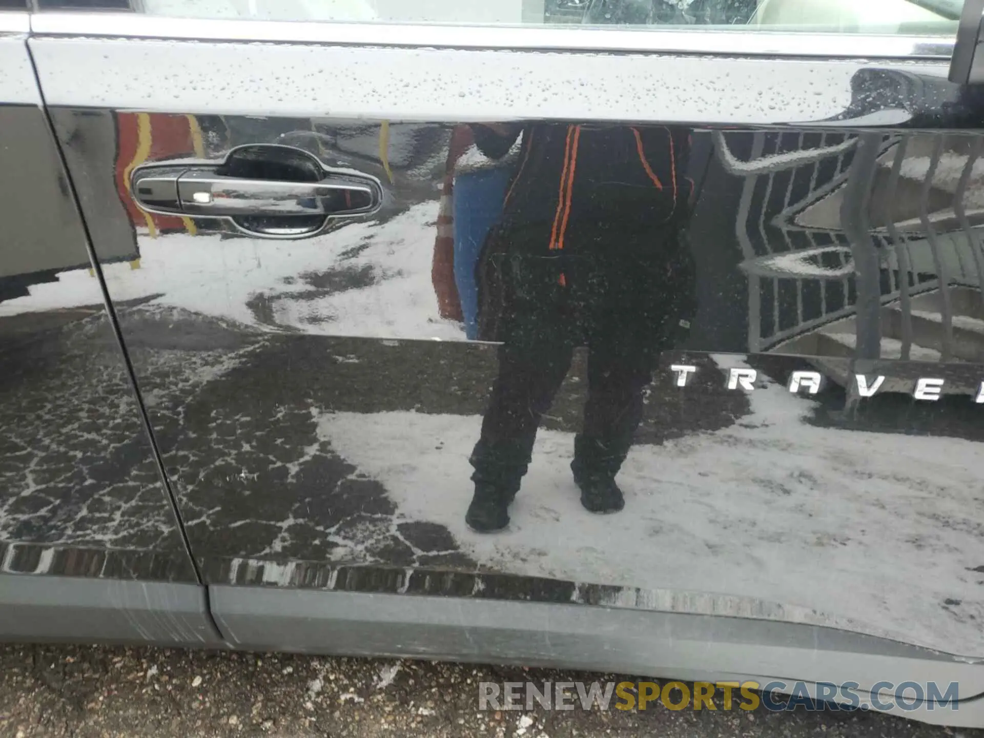 11 Photograph of a damaged car 1GNEVGKWXNJ151244 CHEVROLET TRAVERSE 2022