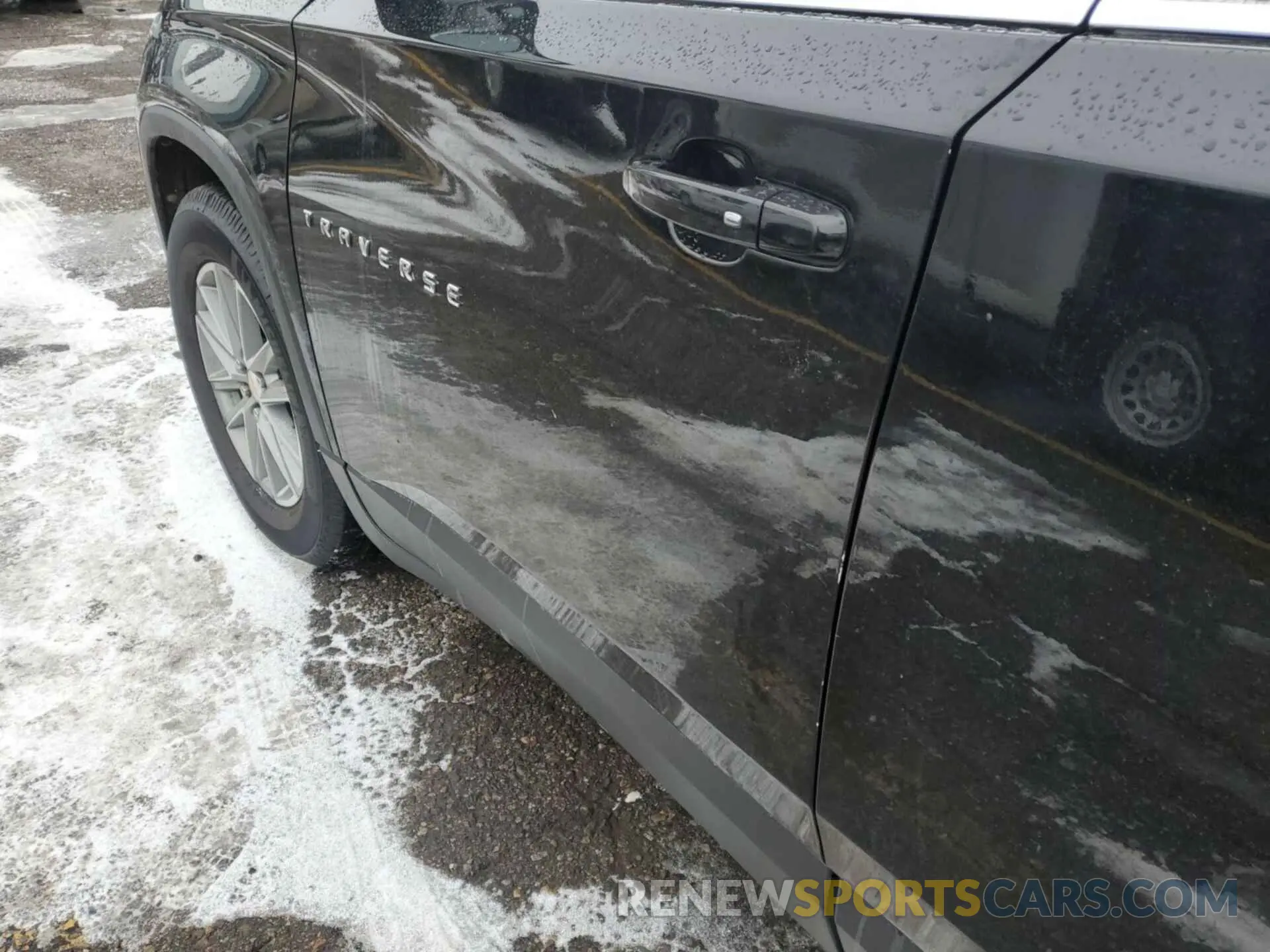 15 Photograph of a damaged car 1GNEVGKWXNJ151244 CHEVROLET TRAVERSE 2022