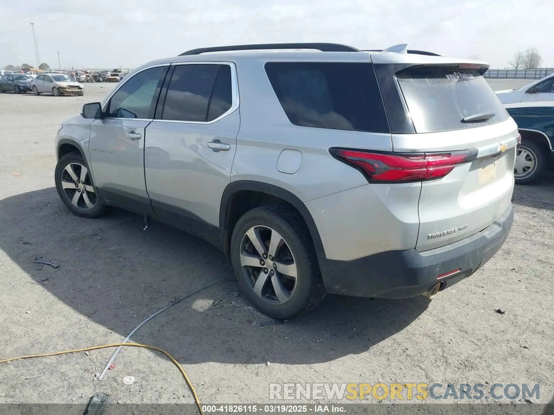 3 Photograph of a damaged car 1GNEVHKW0NJ151677 CHEVROLET TRAVERSE 2022