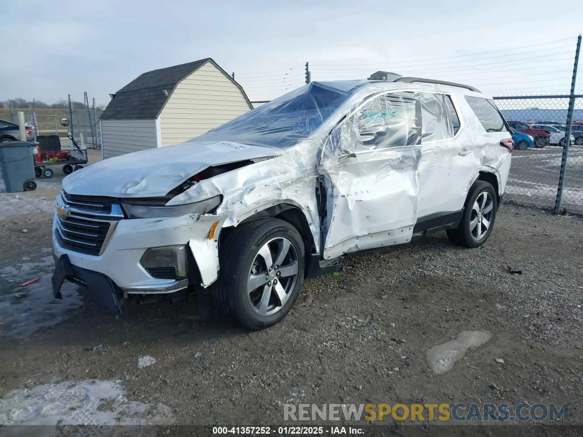 2 Photograph of a damaged car 1GNEVHKW6NJ130204 CHEVROLET TRAVERSE 2022