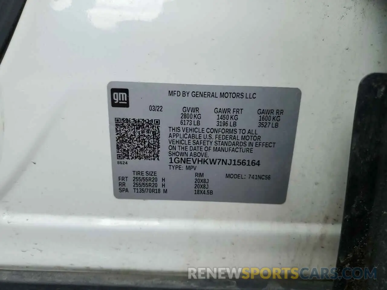 13 Photograph of a damaged car 1GNEVHKW7NJ156164 CHEVROLET TRAVERSE 2022