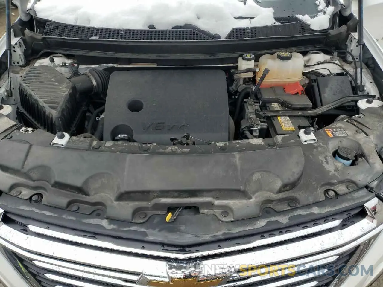 12 Photograph of a damaged car 1GNEVHKWXNJ126219 CHEVROLET TRAVERSE 2022