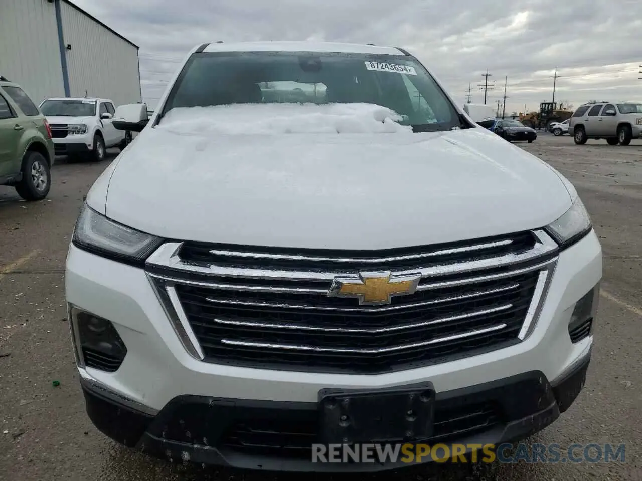 5 Photograph of a damaged car 1GNEVHKWXNJ126219 CHEVROLET TRAVERSE 2022