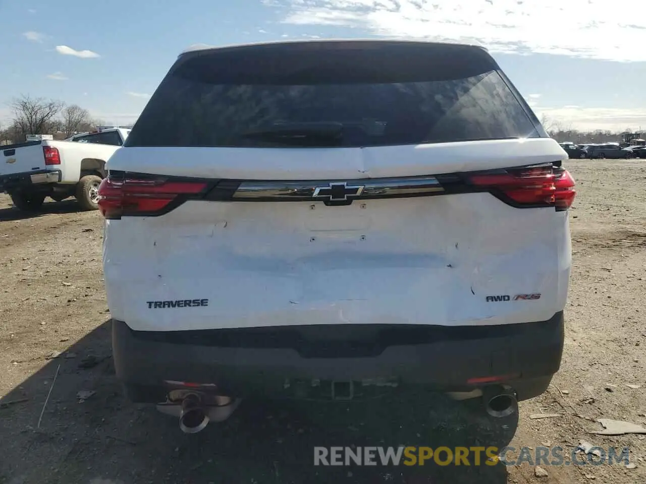 6 Photograph of a damaged car 1GNEVJKW2NJ182663 CHEVROLET TRAVERSE 2022