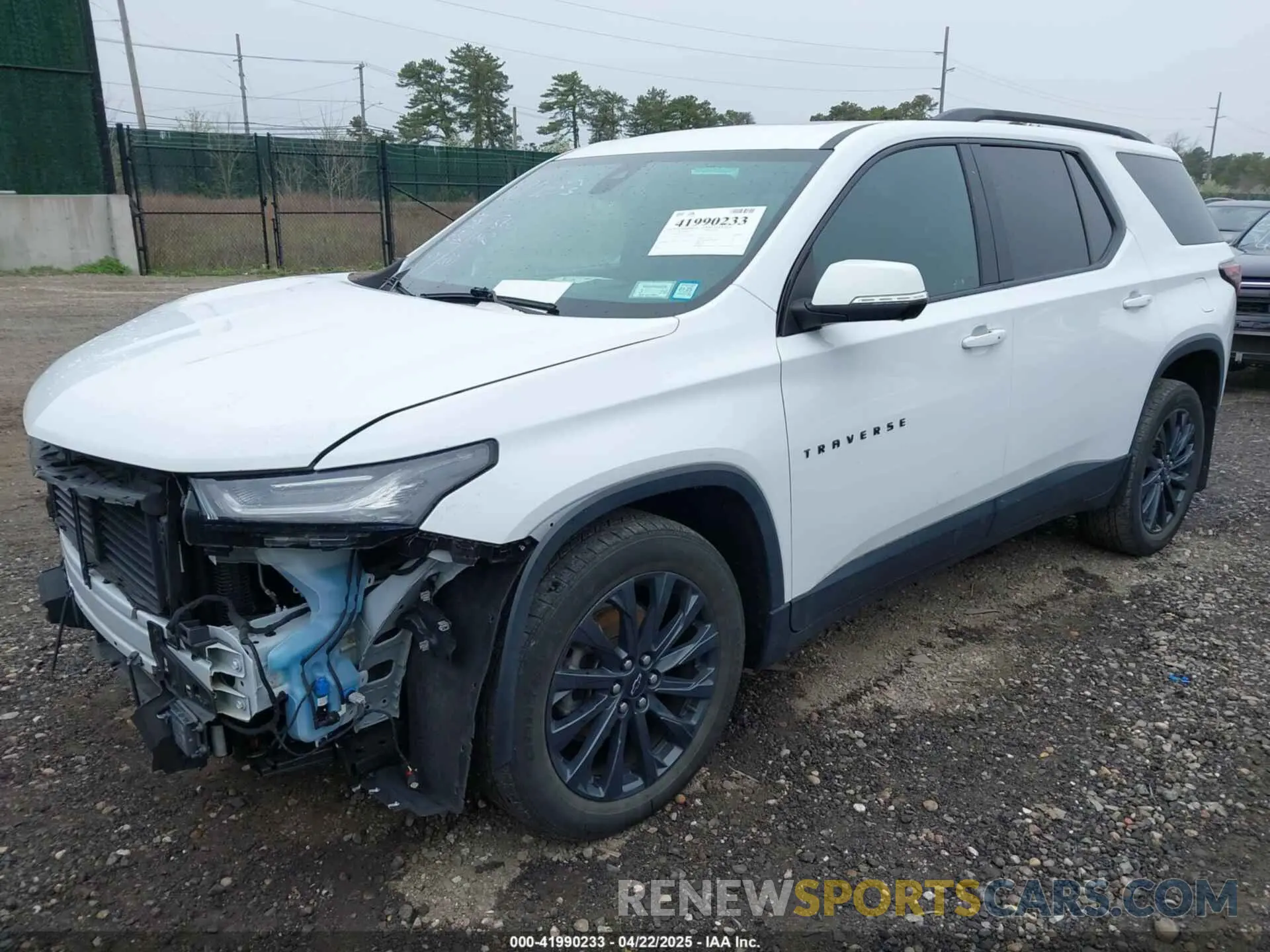2 Photograph of a damaged car 1GNEVJKW6NJ111191 CHEVROLET TRAVERSE 2022
