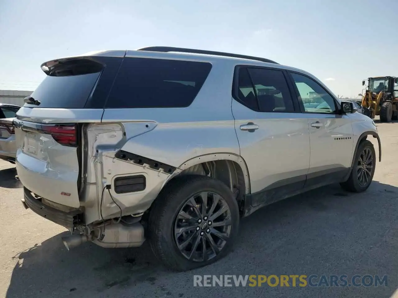 3 Photograph of a damaged car 1GNEVJKW7NJ104752 CHEVROLET TRAVERSE 2022