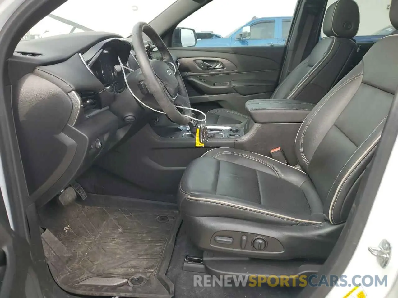 7 Photograph of a damaged car 1GNEVKKW7NJ147980 CHEVROLET TRAVERSE 2022