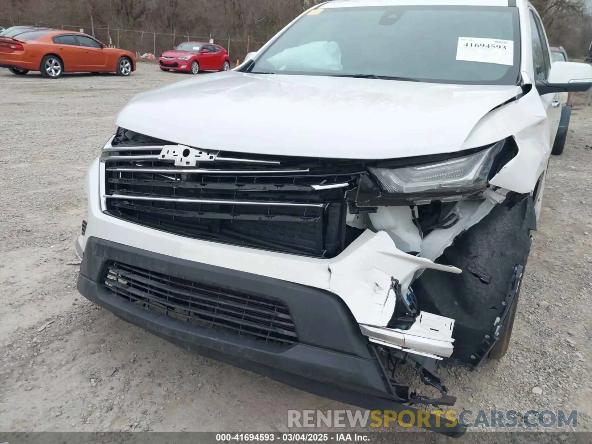 6 Photograph of a damaged car 1GNEVKKW8NJ177182 CHEVROLET TRAVERSE 2022