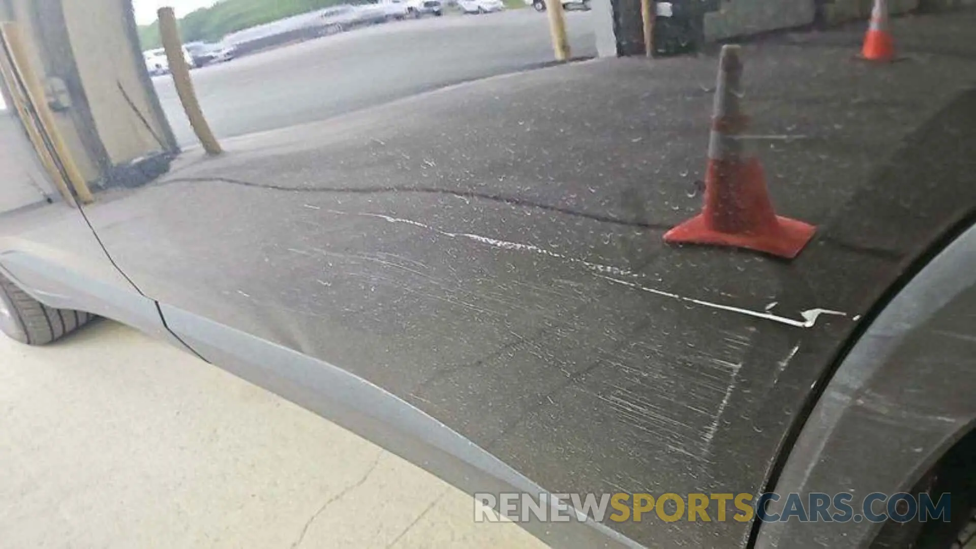 8 Photograph of a damaged car 1GNEVMKW4NJ123597 CHEVROLET TRAVERSE 2022