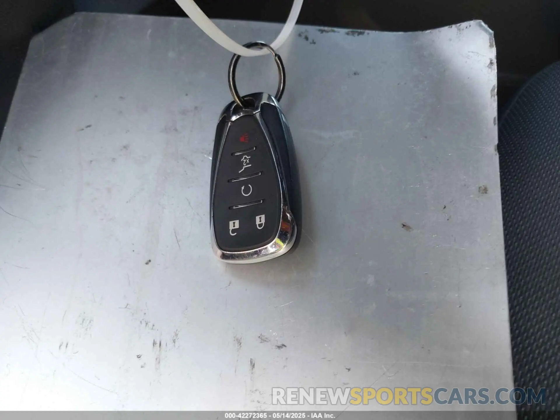 11 Photograph of a damaged car 1GNEVMKW7NJ168646 CHEVROLET TRAVERSE 2022