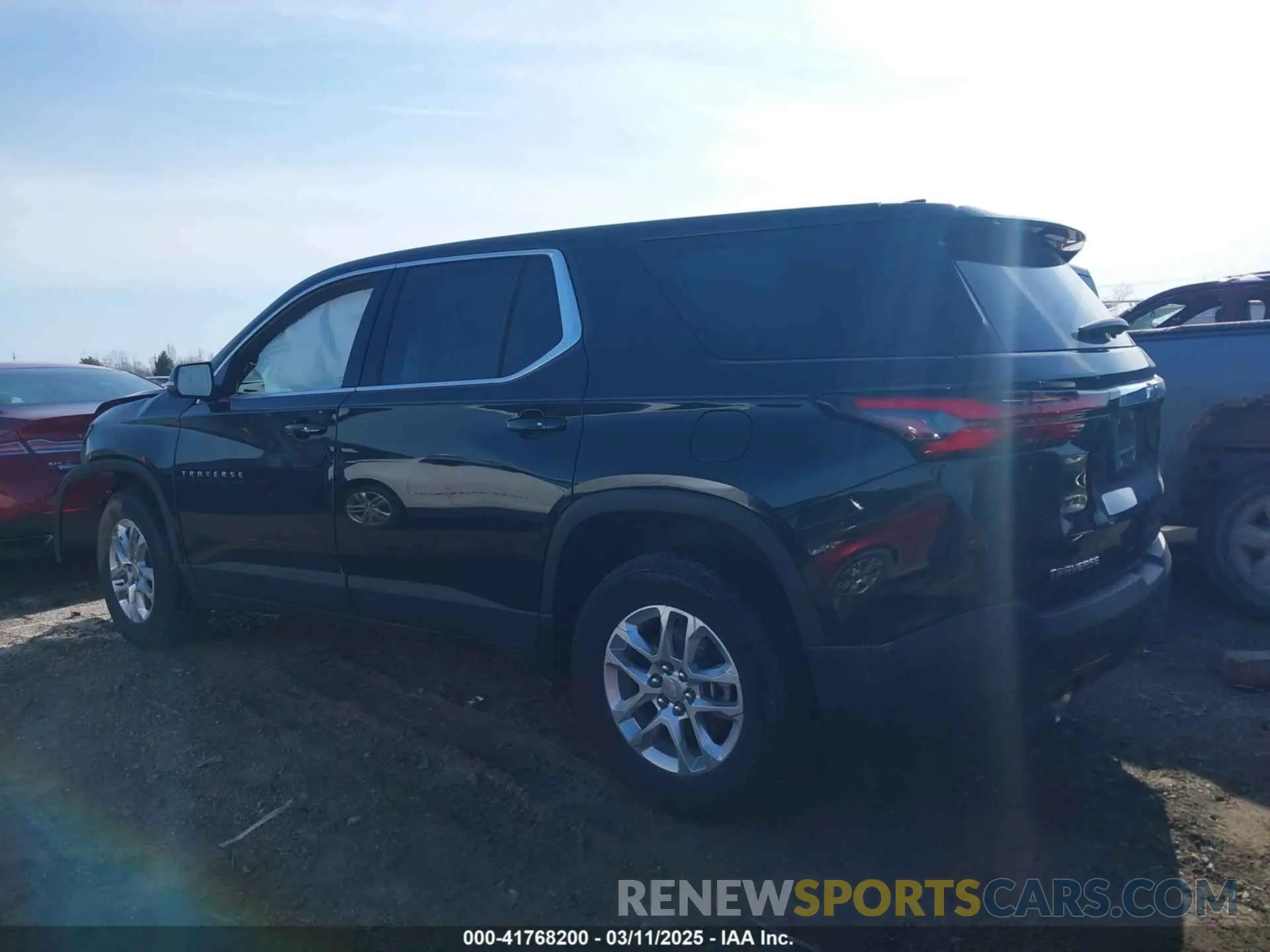 3 Photograph of a damaged car 1GNERFKW2PJ320318 CHEVROLET TRAVERSE 2023