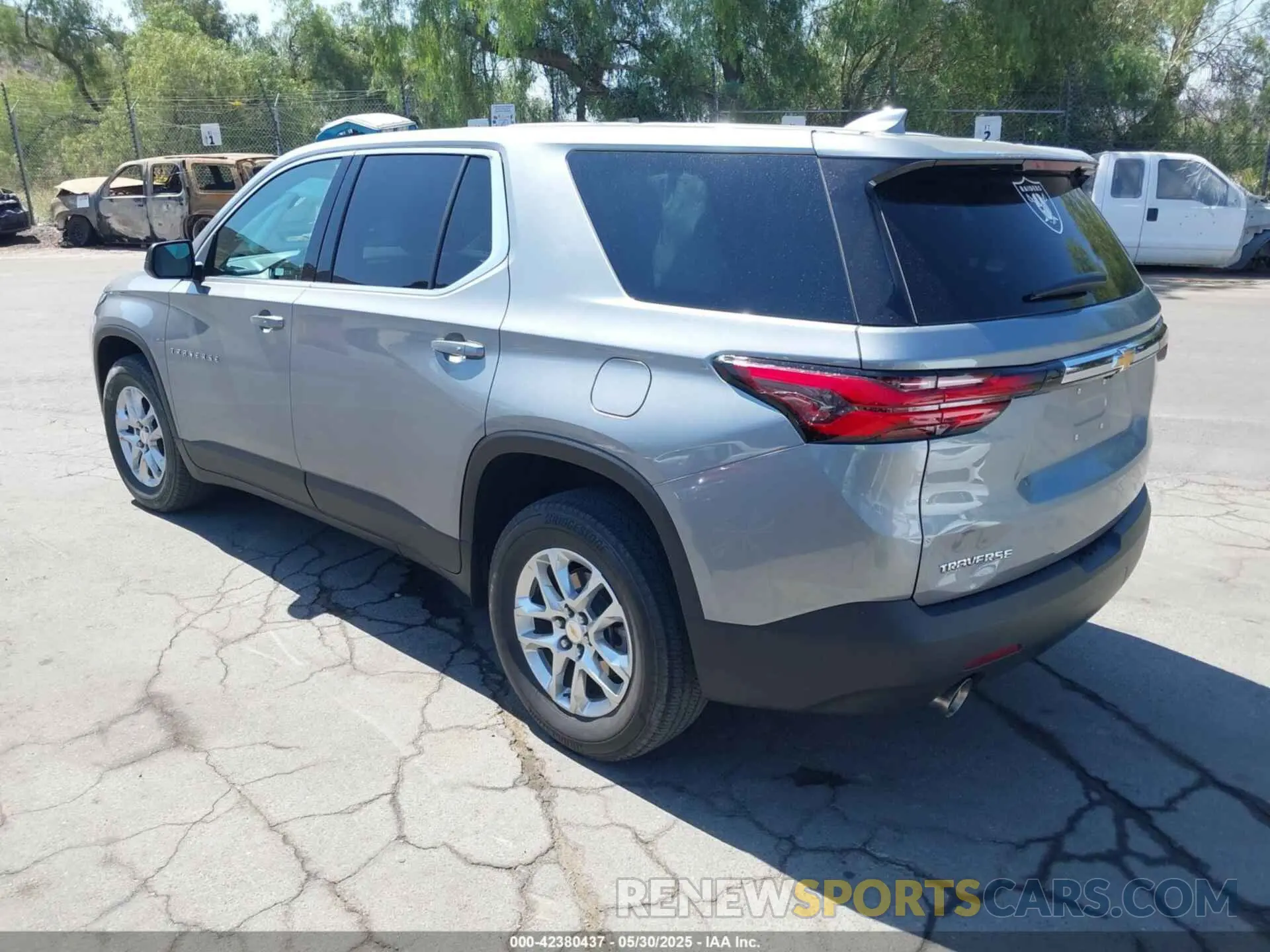 3 Photograph of a damaged car 1GNERFKW3PJ342912 CHEVROLET TRAVERSE 2023