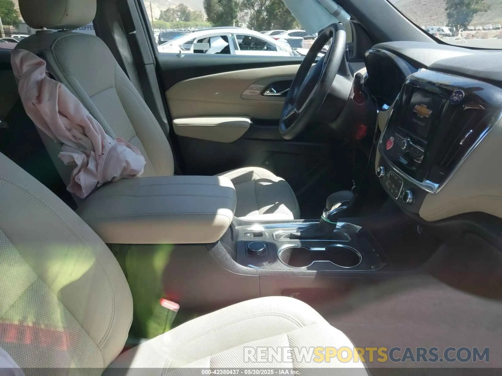 5 Photograph of a damaged car 1GNERFKW3PJ342912 CHEVROLET TRAVERSE 2023