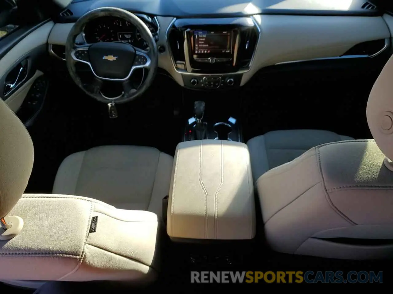 8 Photograph of a damaged car 1GNERFKW4PJ162547 CHEVROLET TRAVERSE 2023