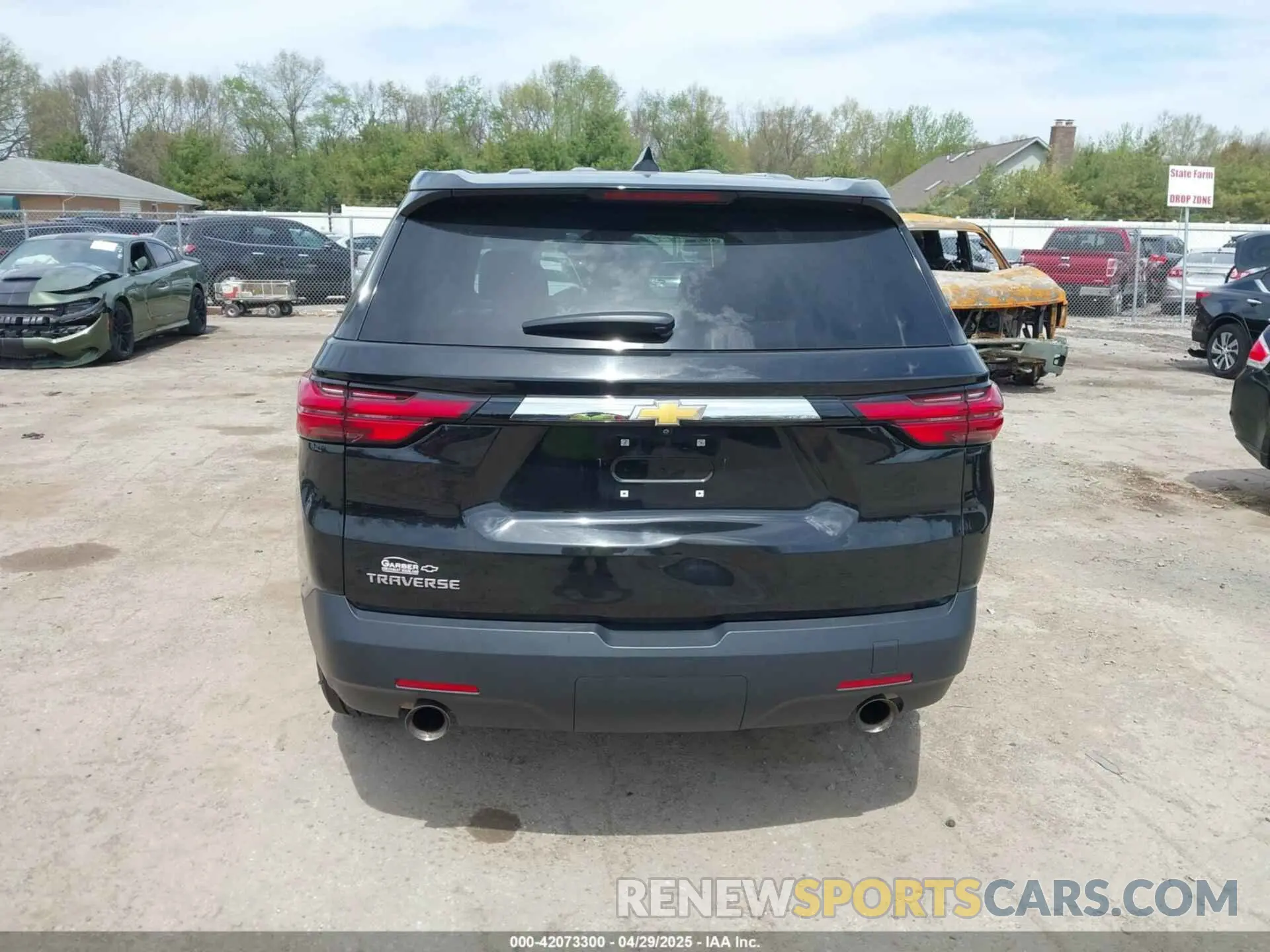 16 Photograph of a damaged car 1GNERFKW6PJ103791 CHEVROLET TRAVERSE 2023
