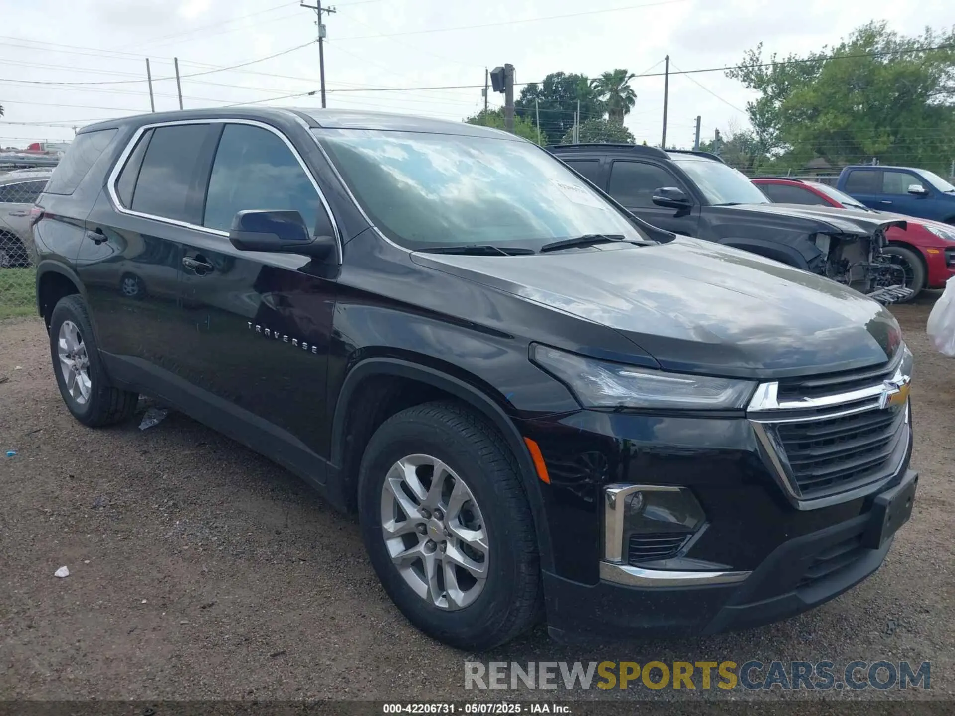 1 Photograph of a damaged car 1GNERFKW6PJ192035 CHEVROLET TRAVERSE 2023