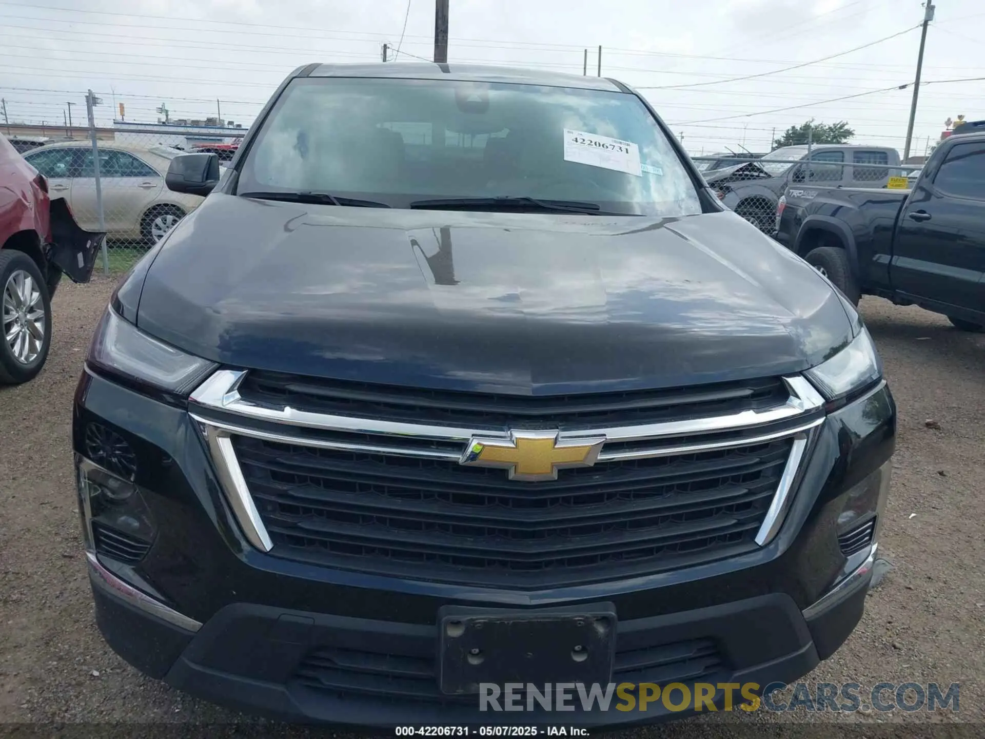 12 Photograph of a damaged car 1GNERFKW6PJ192035 CHEVROLET TRAVERSE 2023